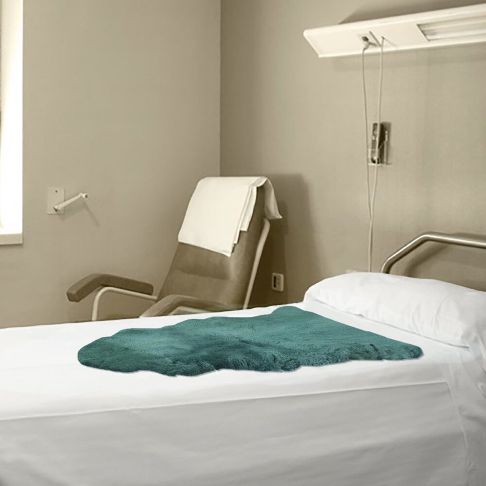 Natural Medical Classic Sheepskin Single Pelt | 1-Piece | Emerald | 26"x46"